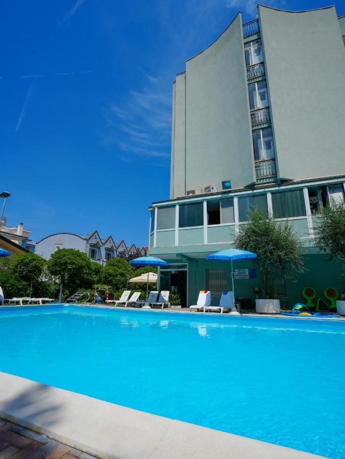 Dasamo Hotel