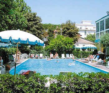 Dasamo Hotel 3*